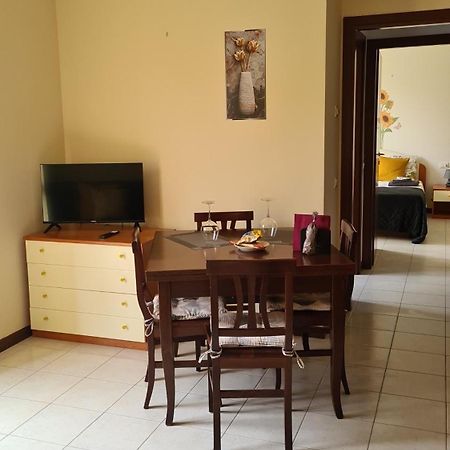 Casa Mirella - Appartamento Zona Bellagio Magreglio エクステリア 写真