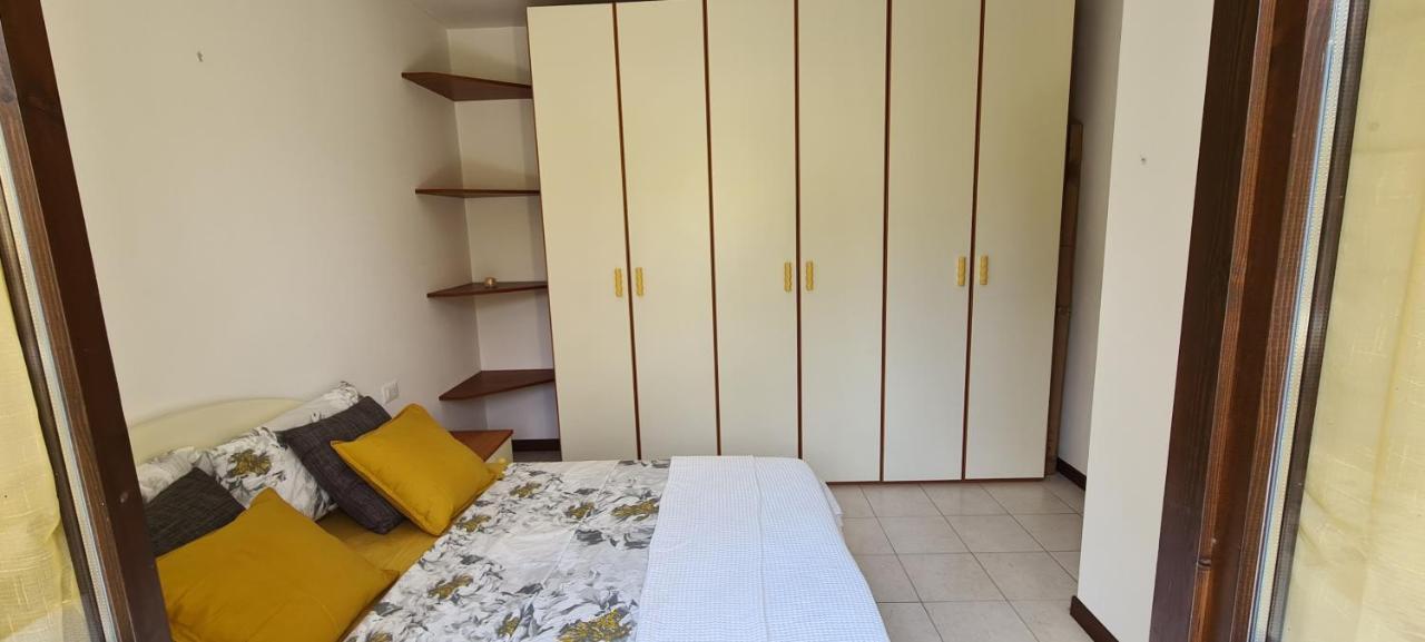 Casa Mirella - Appartamento Zona Bellagio Magreglio エクステリア 写真