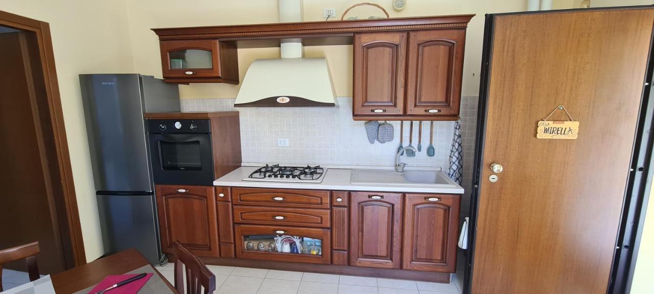 Casa Mirella - Appartamento Zona Bellagio Magreglio エクステリア 写真