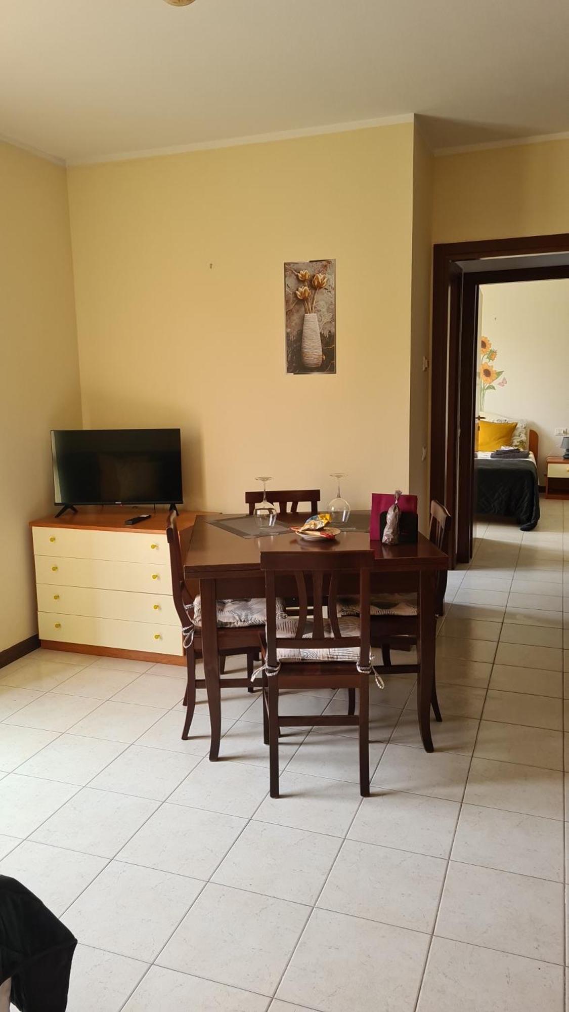 Casa Mirella - Appartamento Zona Bellagio Magreglio エクステリア 写真